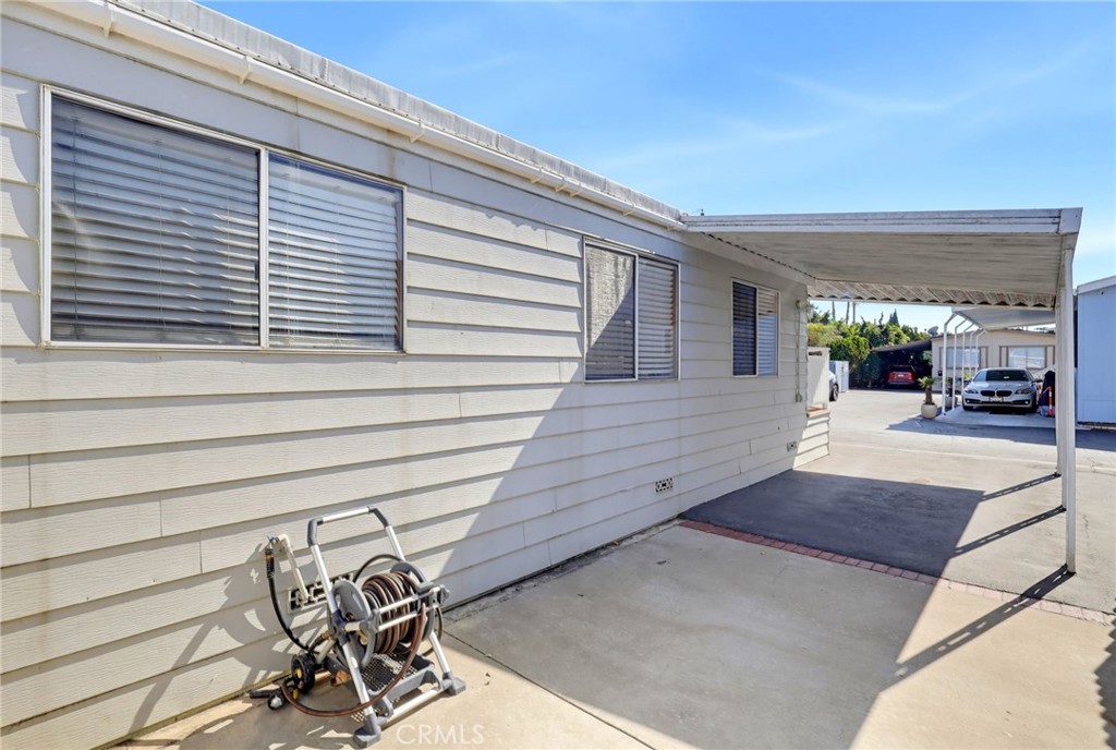 2060 Newport Boulevard 21, Costa Mesa CA 92627 - photo 4
