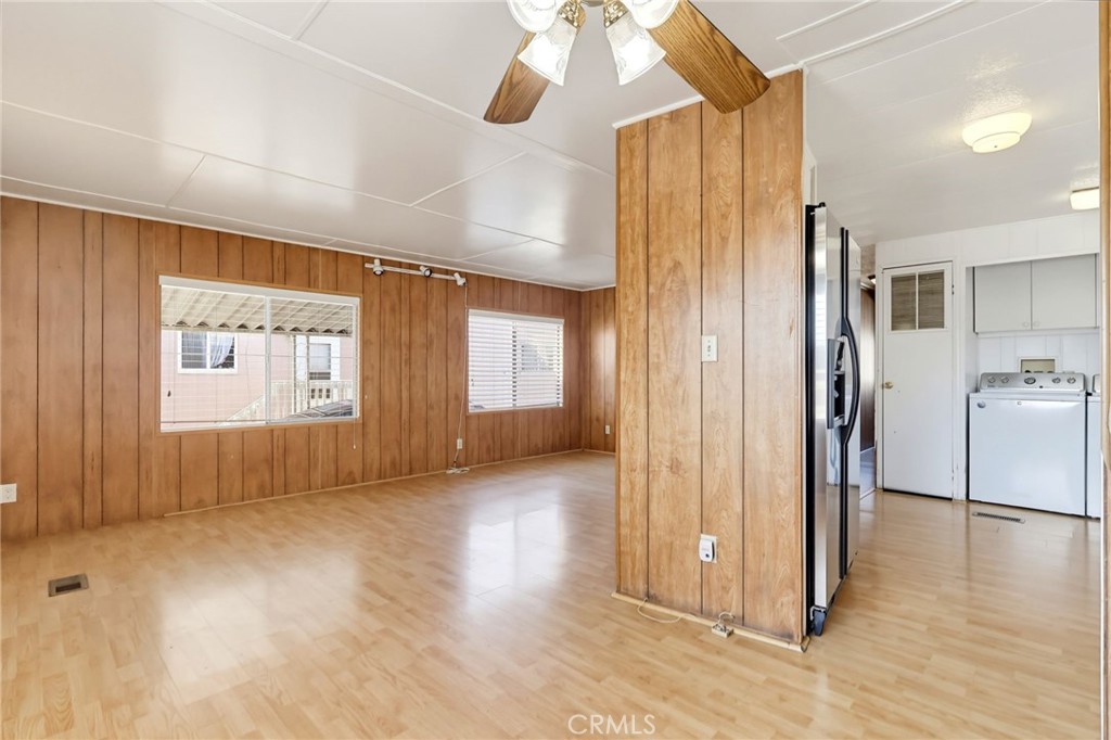 2060 Newport Boulevard 21, Costa Mesa CA 92627 - photo 12