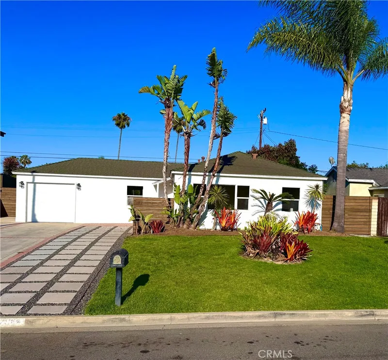2064 Republic Avenue, Costa Mesa, CA 92627