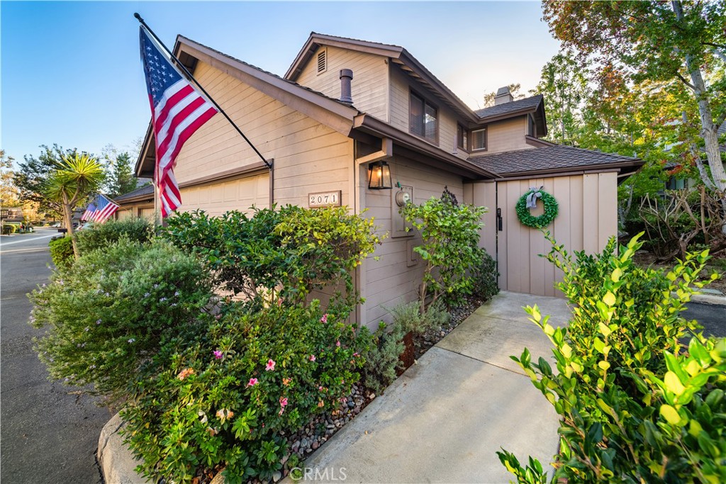 Welcome Home - 2071 Meadow View Lane, Costa Mesa CA 92627 - photo 2