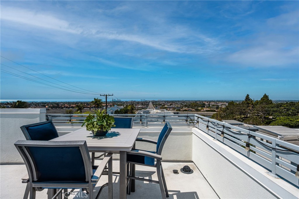 2101 Two Harbors, Costa Mesa CA 92627 - photo 40