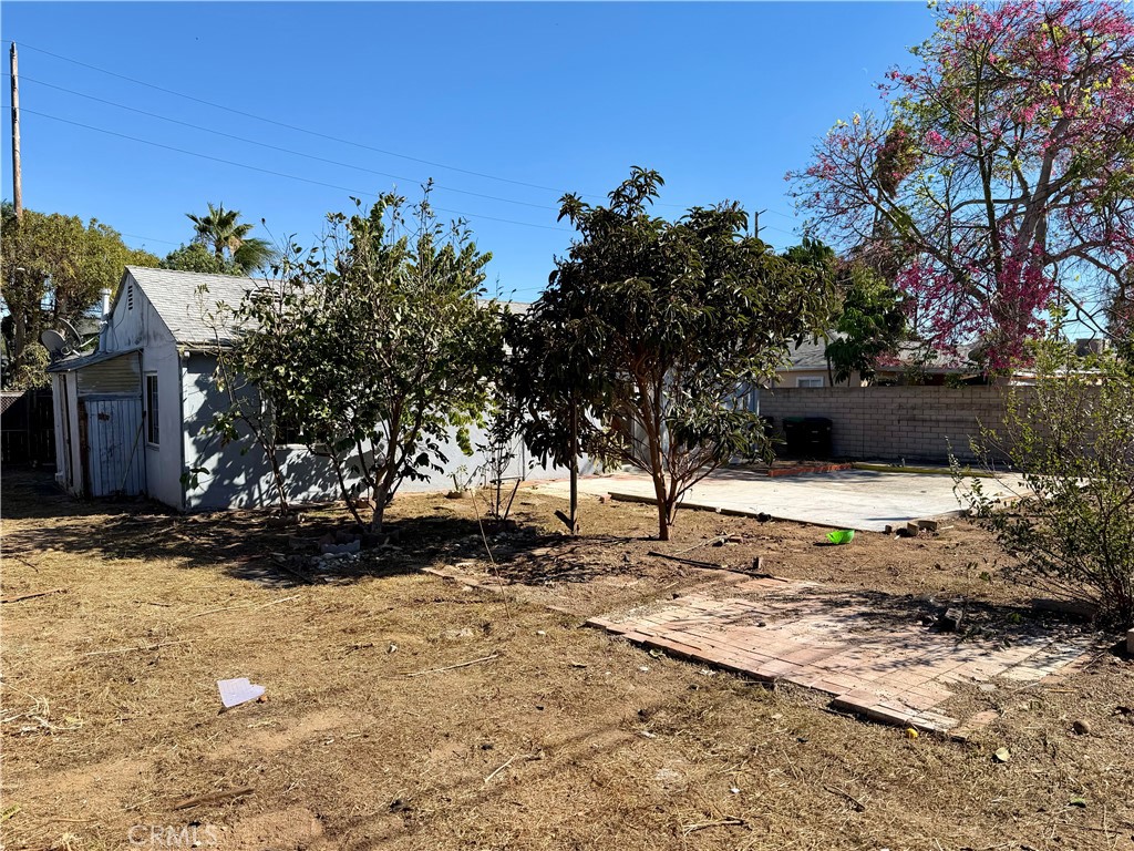 2109 Monrovia, Costa Mesa CA 92627 - photo 4