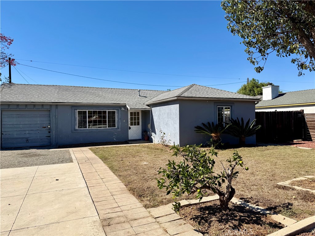 2109 Monrovia, Costa Mesa CA 92627 - photo 5