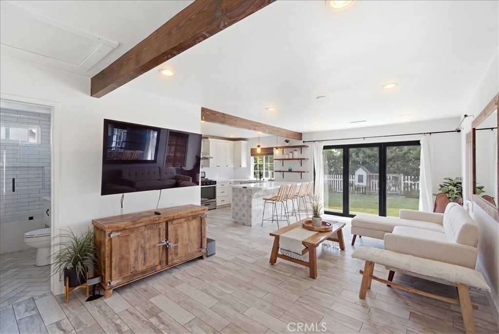 2113 Federal Avenue, Costa Mesa CA 92627 - photo 2