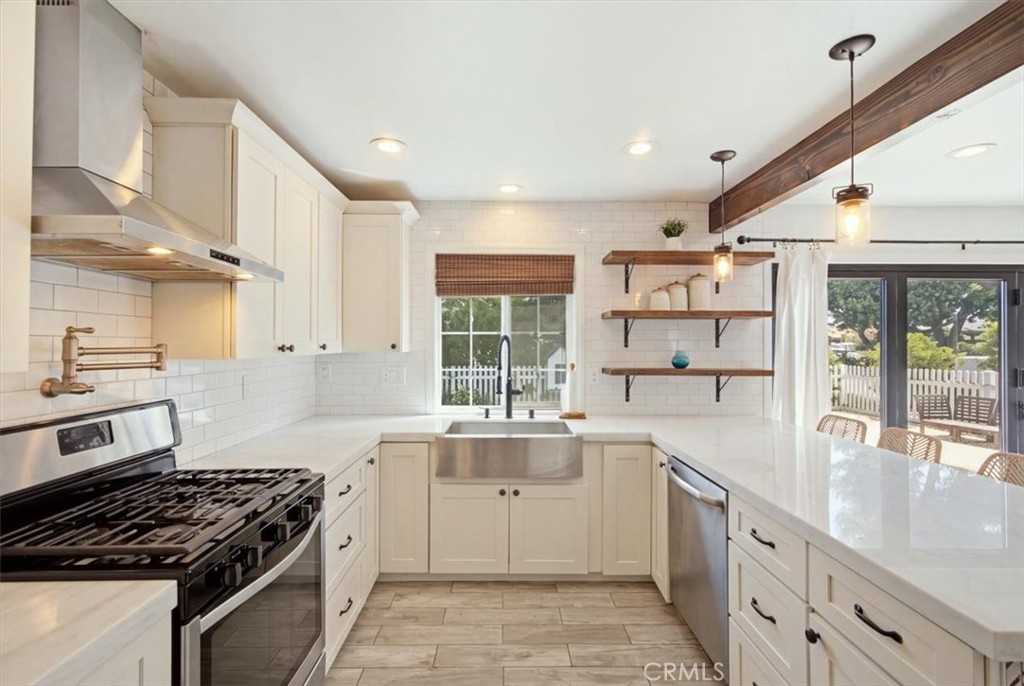 2113 Federal Avenue, Costa Mesa CA 92627 - photo 5