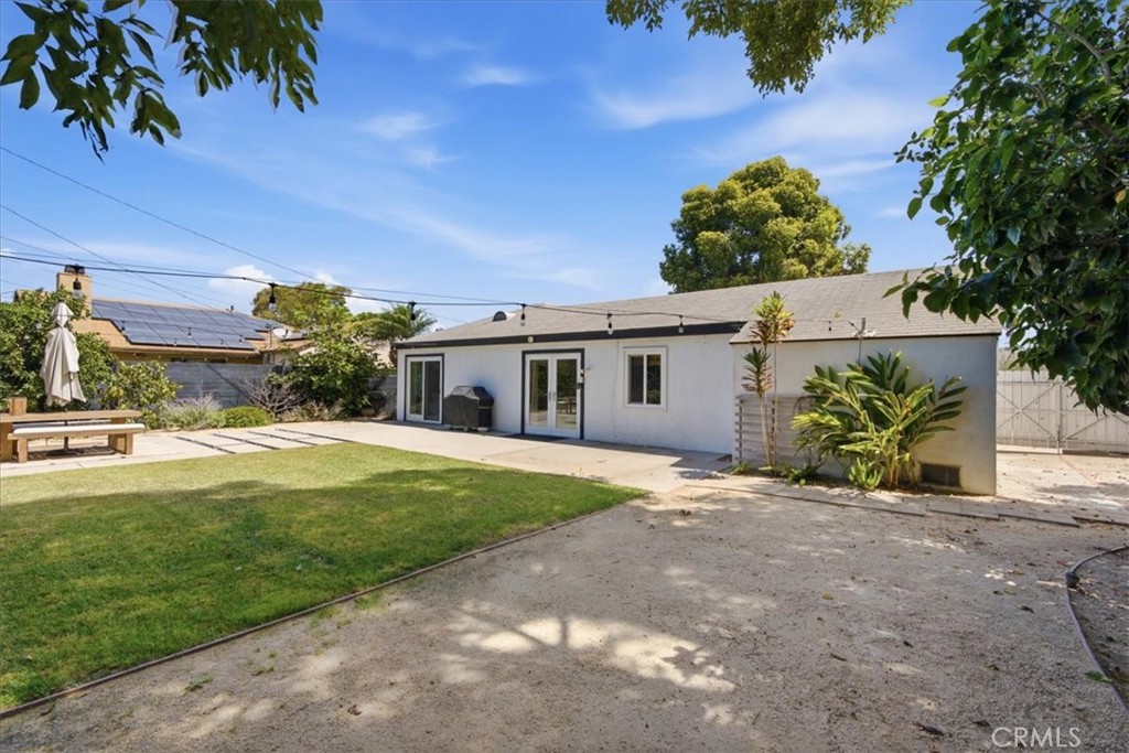 2113 Federal Avenue, Costa Mesa CA 92627 - photo 14