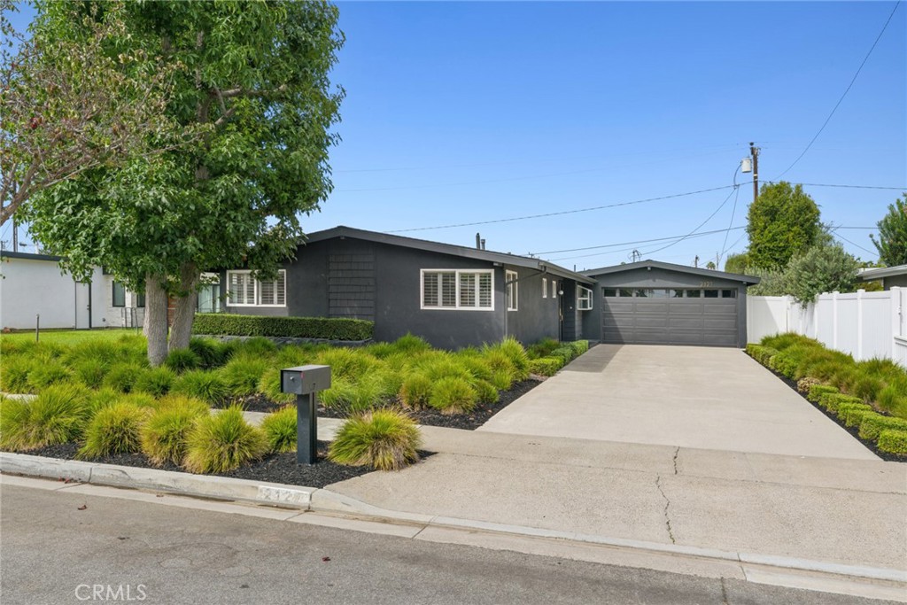 2127 College Avenue, Costa Mesa CA 92627 - photo 2