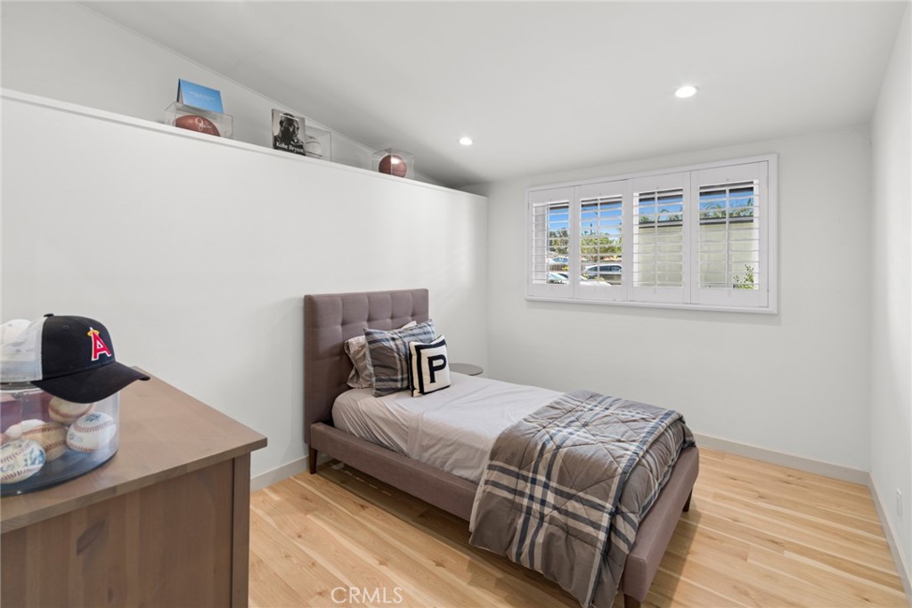 2127 College Avenue, Costa Mesa CA 92627 - photo 8