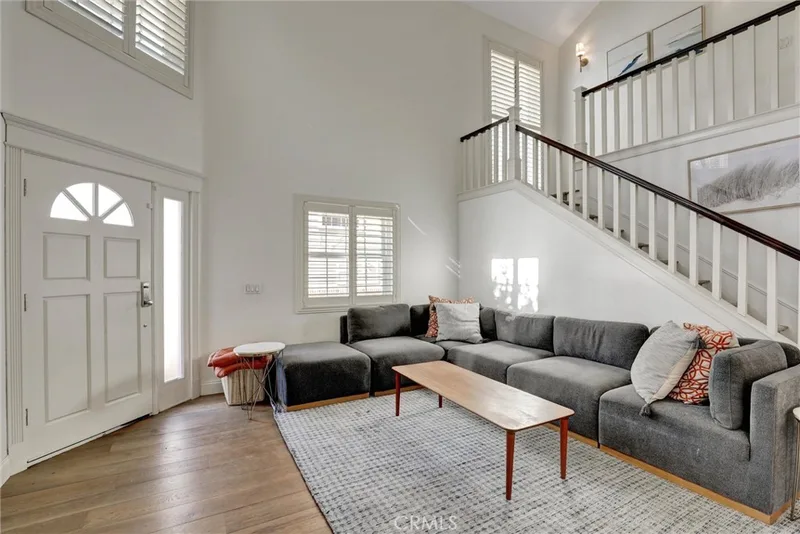 2134 Sabot, Costa Mesa, CA 92627