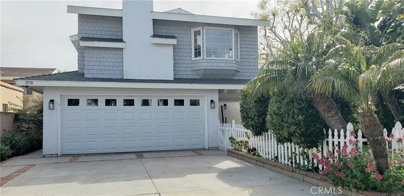 215 Knox Street, Costa Mesa, CA 92627