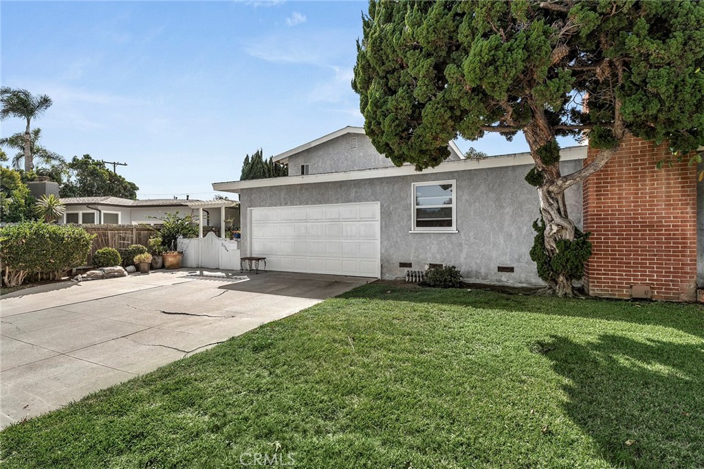Unit B - Front Exterior - 2150 Rural Lane, Costa Mesa CA 92627 - photo 32