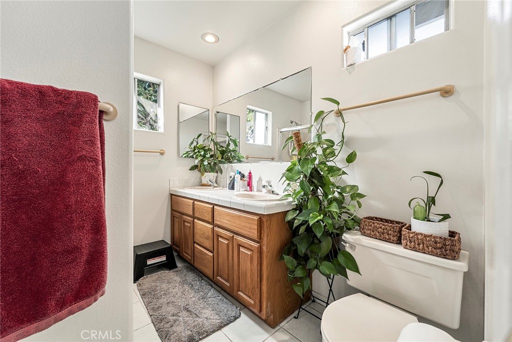 Unit B - Bathroom - 2150 Rural Lane, Costa Mesa CA 92627 - photo 46