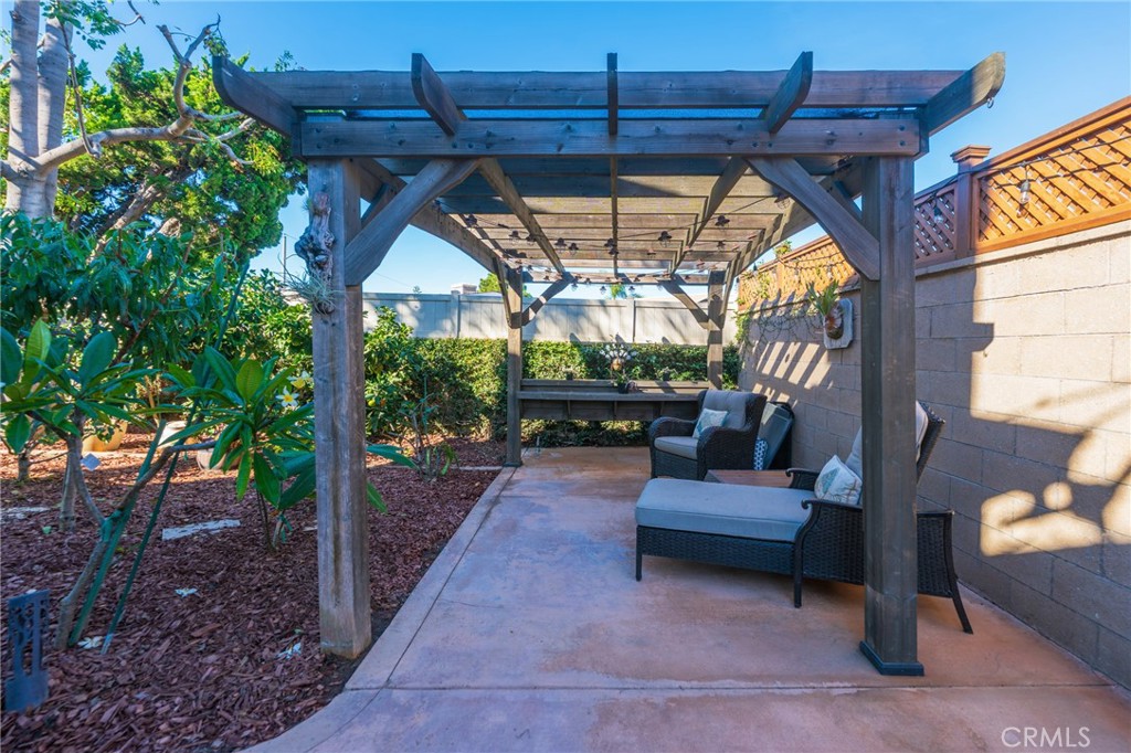 Pergola - 2168 San Michel E B, Costa Mesa CA 92627 - photo 35