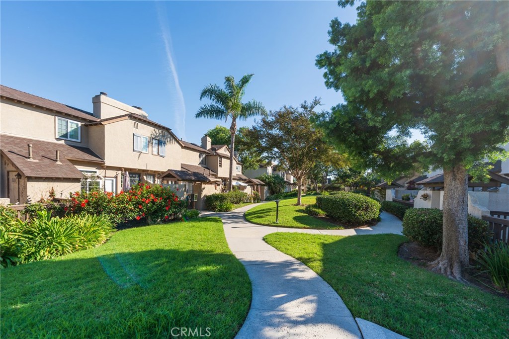 Beautiful Community - 2168 San Michel E B, Costa Mesa CA 92627 - photo 39