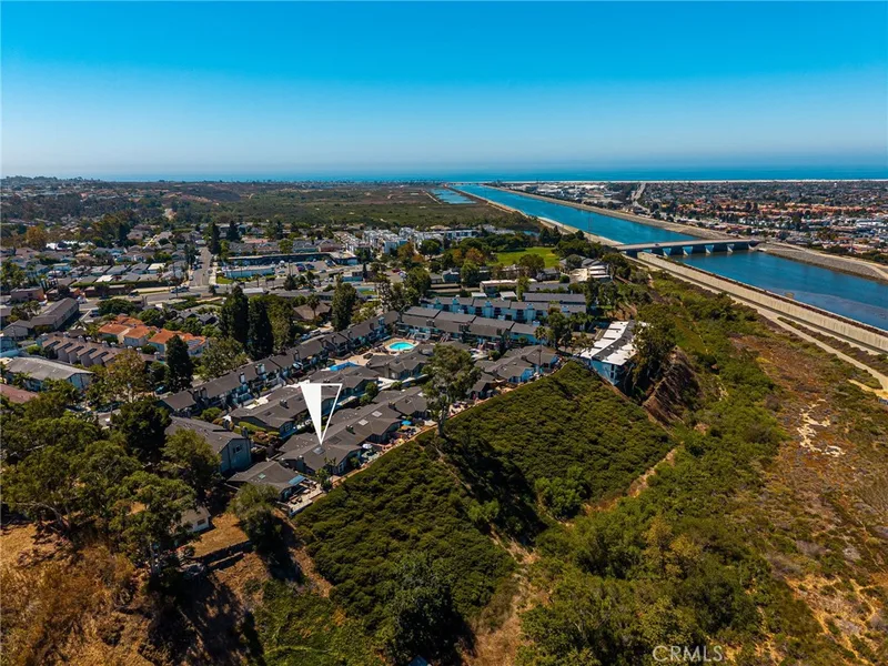 2175 Pacific Avenue D6, Costa Mesa