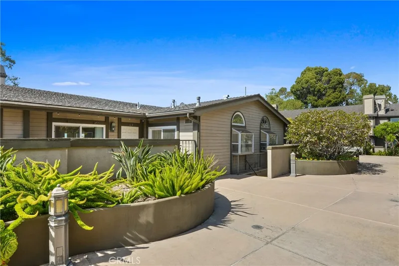 2175 Pacific C3, Costa Mesa, CA 92627