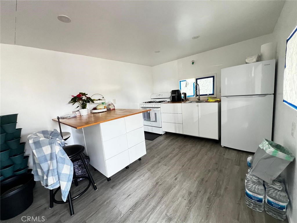 2191 Harbor Boulevard 38, Costa Mesa CA 92627 - photo 6
