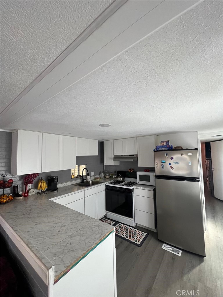 2191 Harbor Boulevard 75, Costa Mesa CA 92627 - photo 10