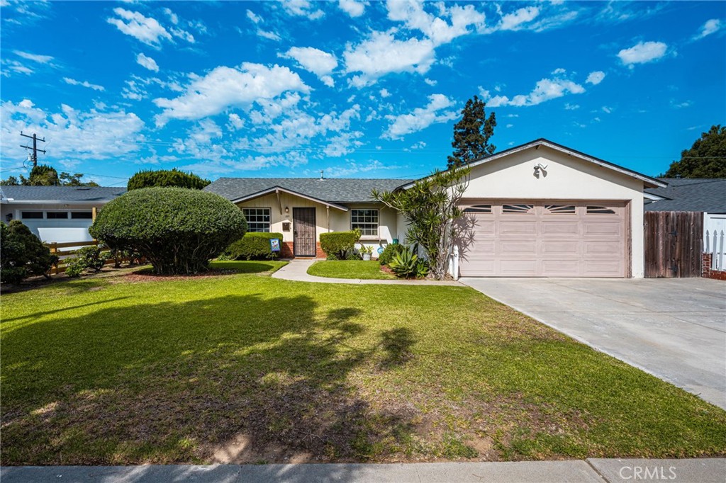 2211 Meyer, Costa Mesa CA 92627 - photo 1
