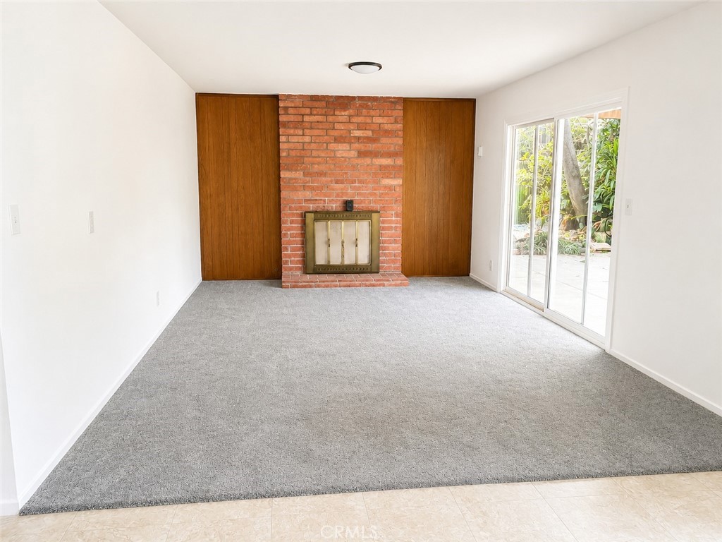2239 Catherine, Costa Mesa CA 92627 - photo 10