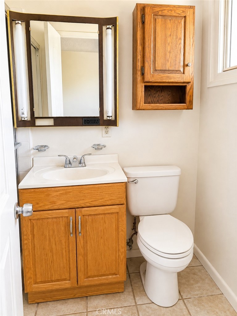 2239 Catherine, Costa Mesa CA 92627 - photo 15