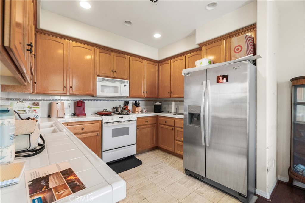 2239 Pacific Avenue C, Costa Mesa CA 92627 - photo 13