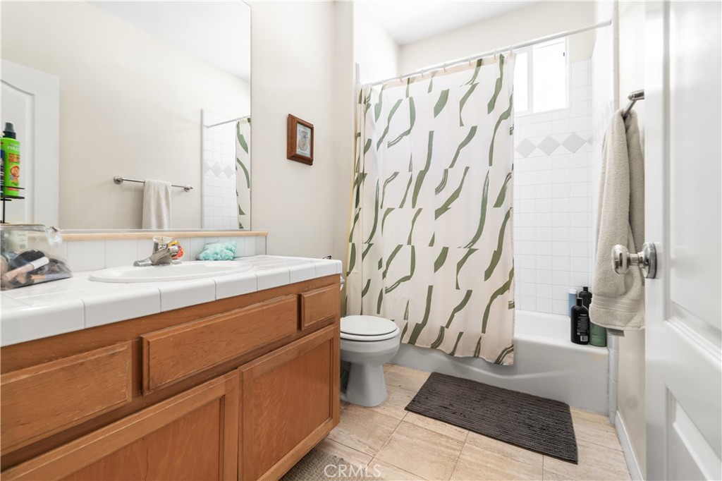 2239 Pacific Avenue C, Costa Mesa CA 92627 - photo 19