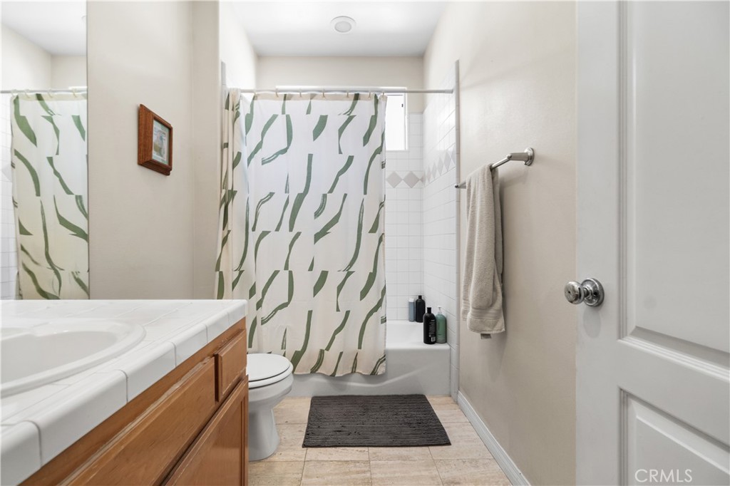 2239 Pacific Avenue C, Costa Mesa CA 92627 - photo 20