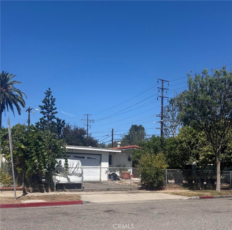 2245 Anaheim, Costa Mesa CA 92627 - photo 2