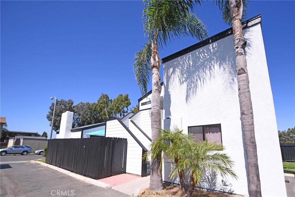 2264 Pamela Lane C, Costa Mesa CA 92627 - photo 3