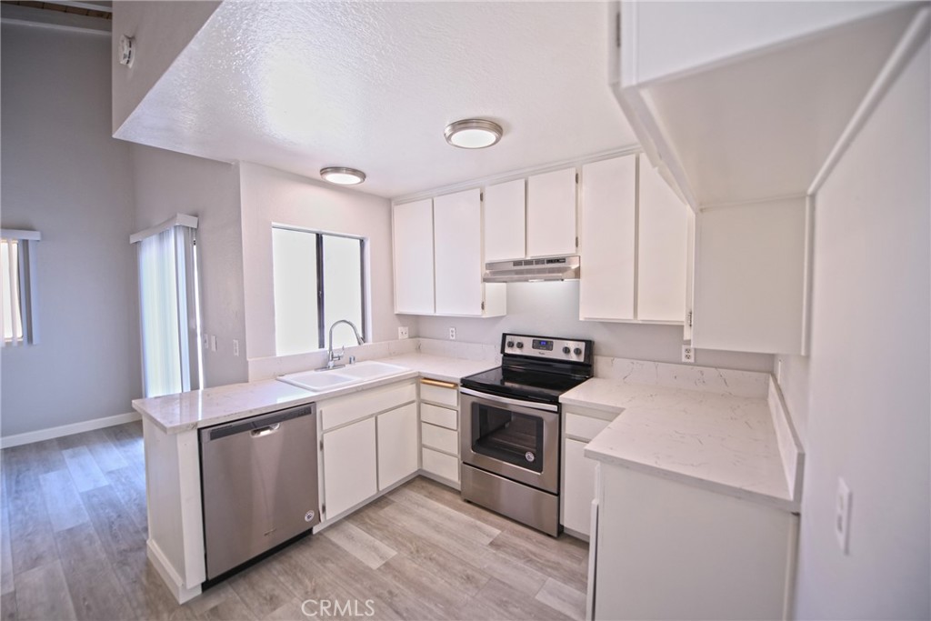 2264 Pamela Lane C, Costa Mesa CA 92627 - photo 6