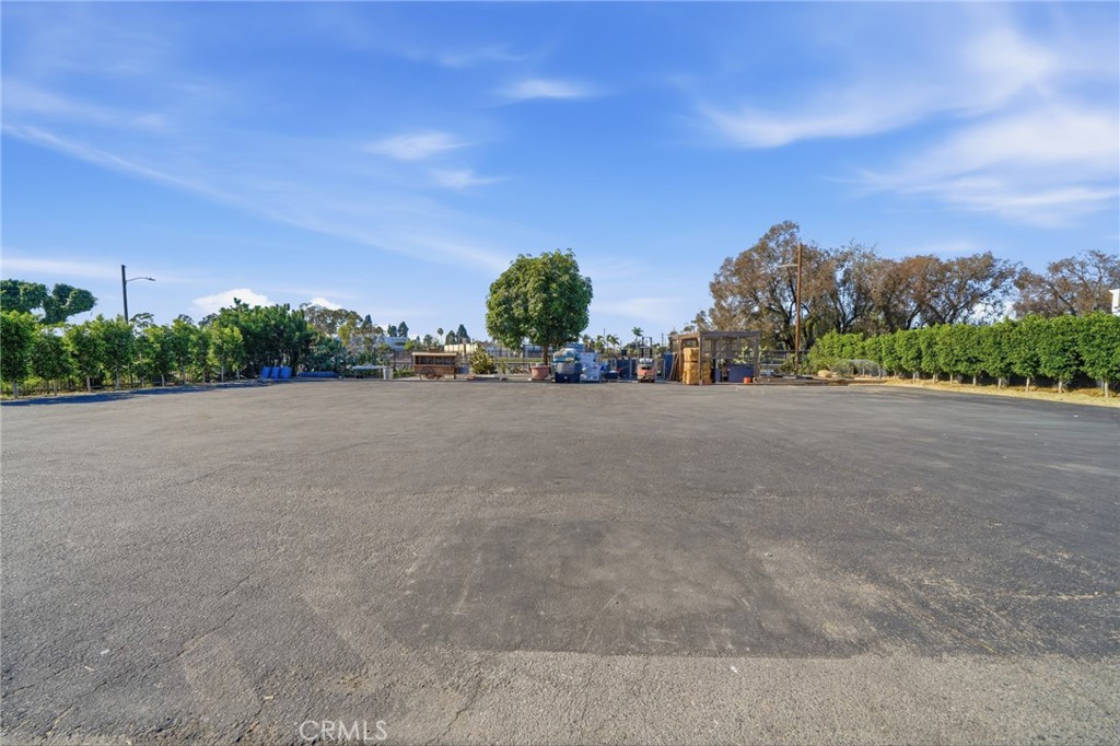 2302 Newport Boulevard, Costa Mesa CA 92627 - photo 11