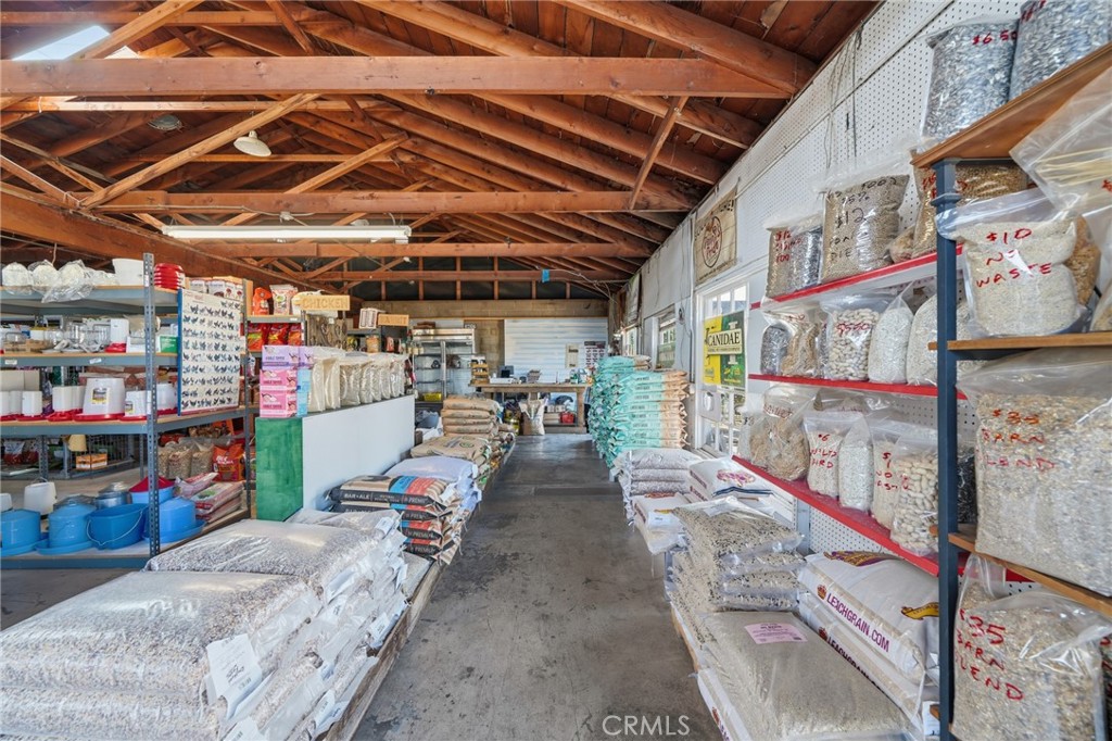 2302 Newport Boulevard, Costa Mesa CA 92627 - photo 18