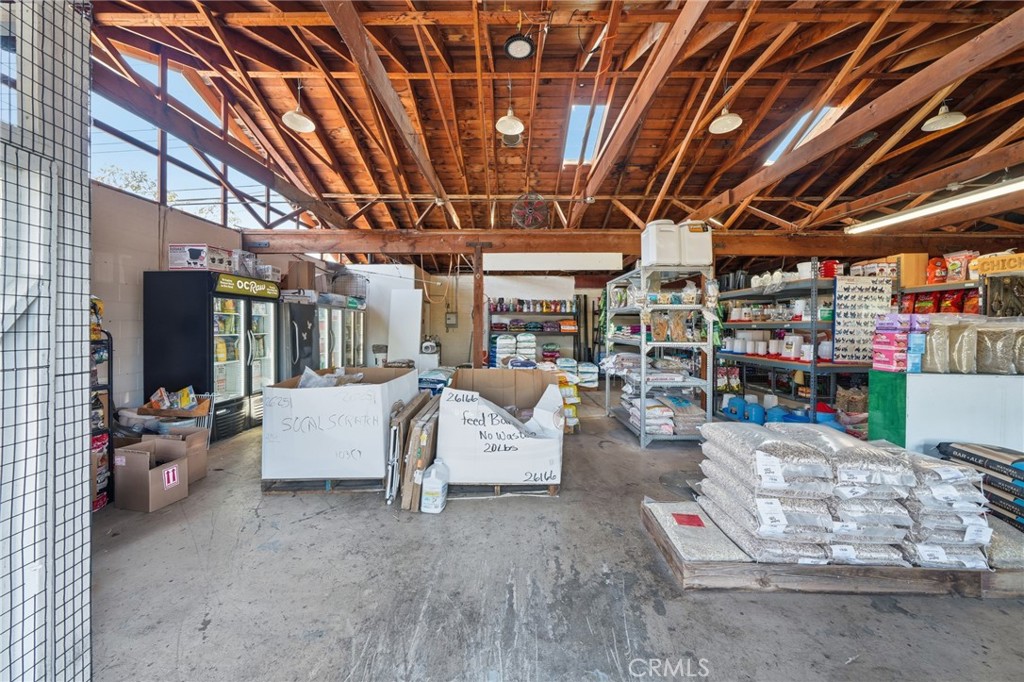 2302 Newport Boulevard, Costa Mesa CA 92627 - photo 19
