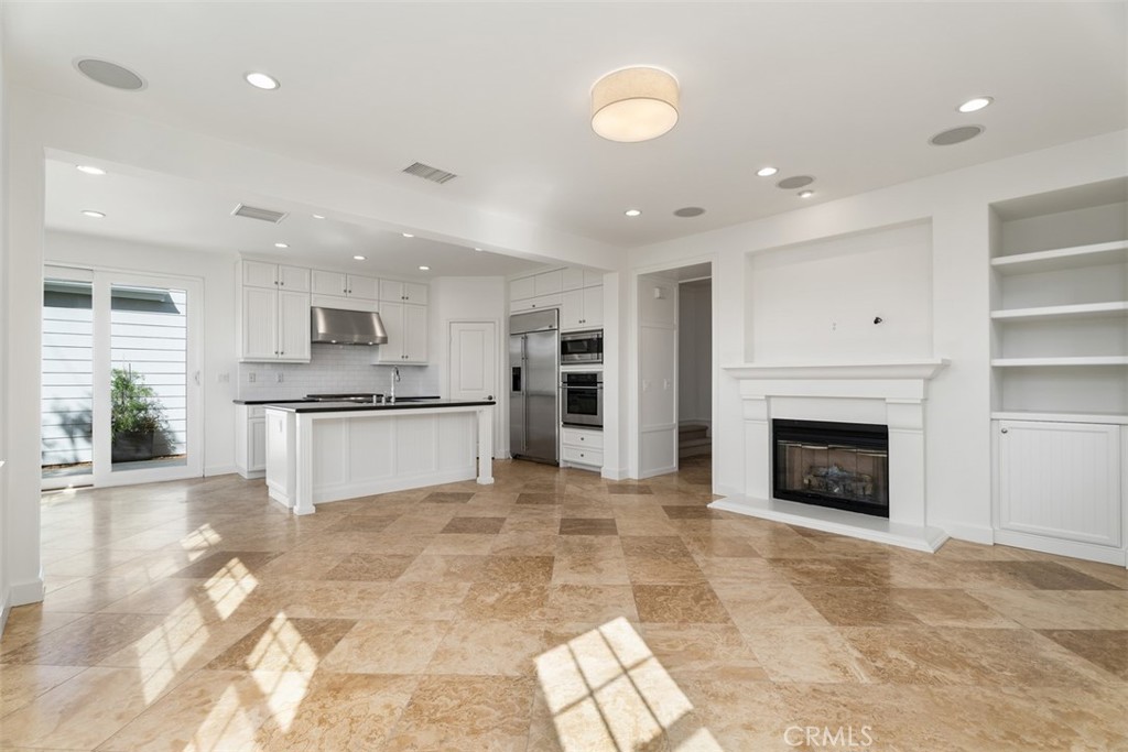 2309 Half Moon, Costa Mesa CA 92627 - photo 2