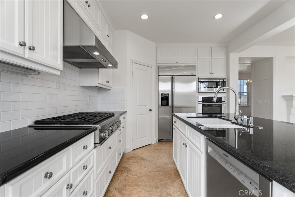 2309 Half Moon, Costa Mesa CA 92627 - photo 9