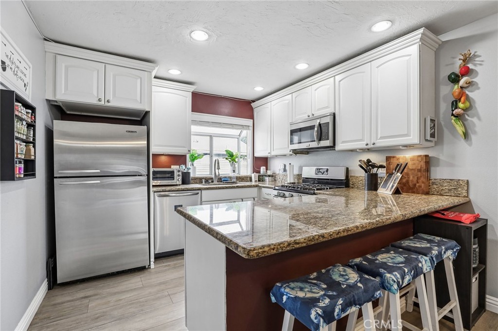 2330 Vanguard, Costa Mesa CA 92626 - photo 3