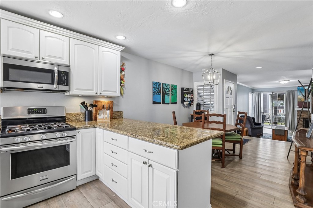 2330 Vanguard, Costa Mesa CA 92626 - photo 4