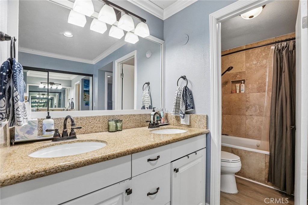 2330 Vanguard, Costa Mesa CA 92626 - photo 15