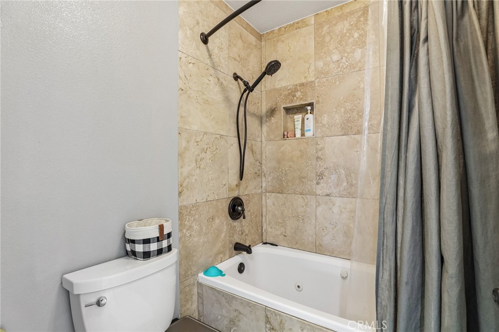 2330 Vanguard, Costa Mesa CA 92626 - photo 17