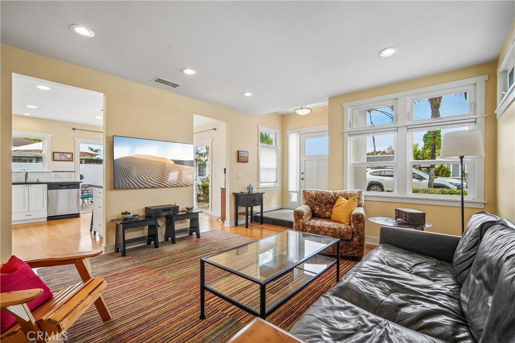 2346 Elden, Costa Mesa CA 92627 - photo 7