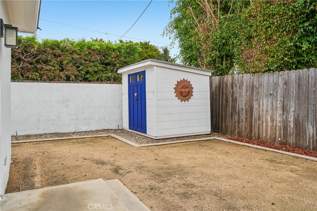 2346 Elden, Costa Mesa CA 92627 - photo 27