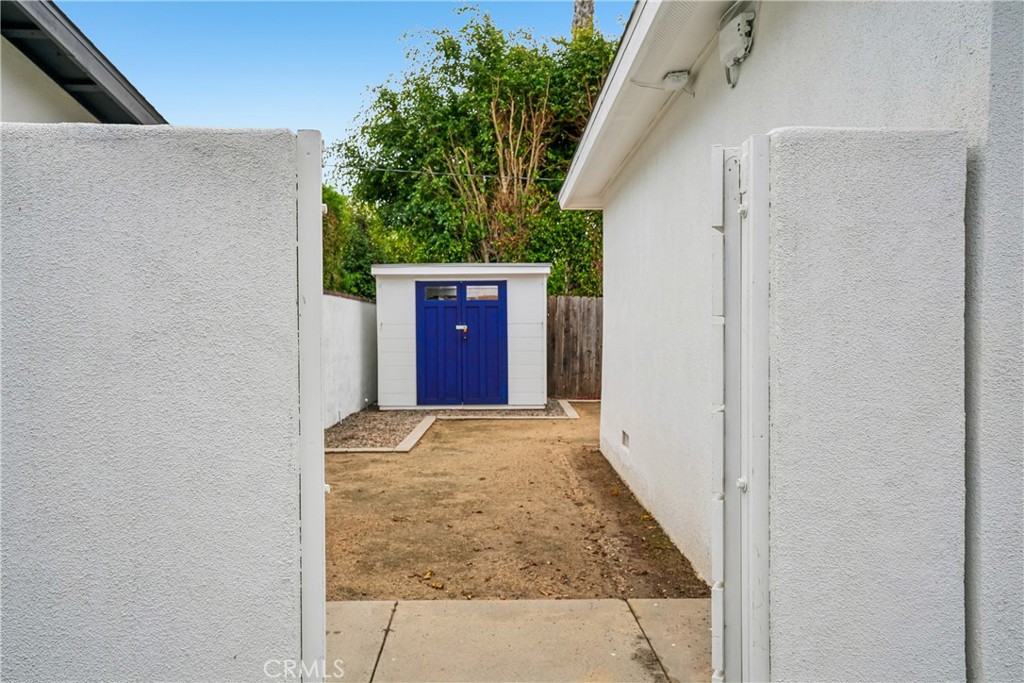 2346 Elden, Costa Mesa CA 92627 - photo 28