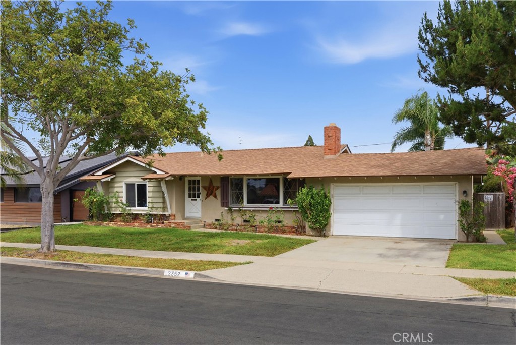2352 Fordham, Costa Mesa CA 92626 - photo 1