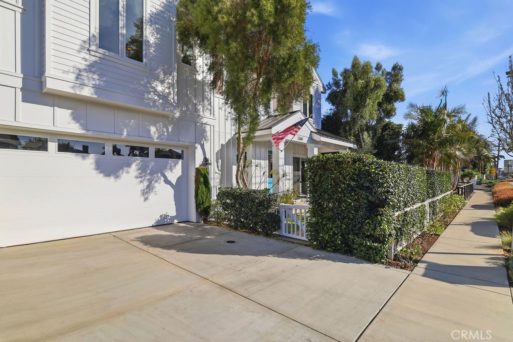 2360 Orange Avenue, Costa Mesa CA 92627 - photo 2