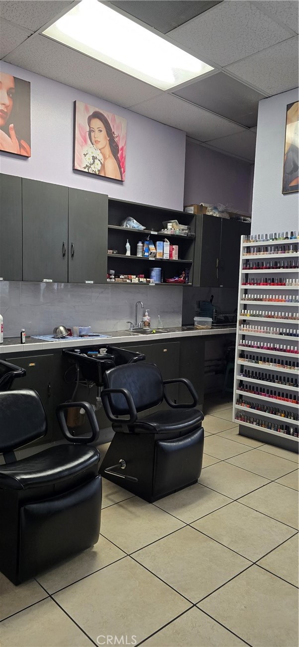Shampoo station - 2400 Newport Blvd A2, Costa Mesa CA 92627 - photo 15