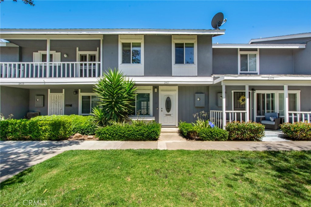 2407 Richmond, Costa Mesa CA 92626 - photo 1