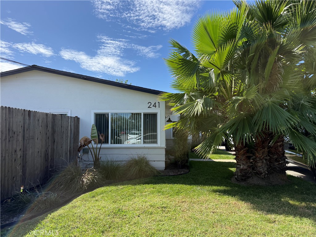241 Costa Mesa St, Unit A, Costa Mesa CA 92627 - photo 3