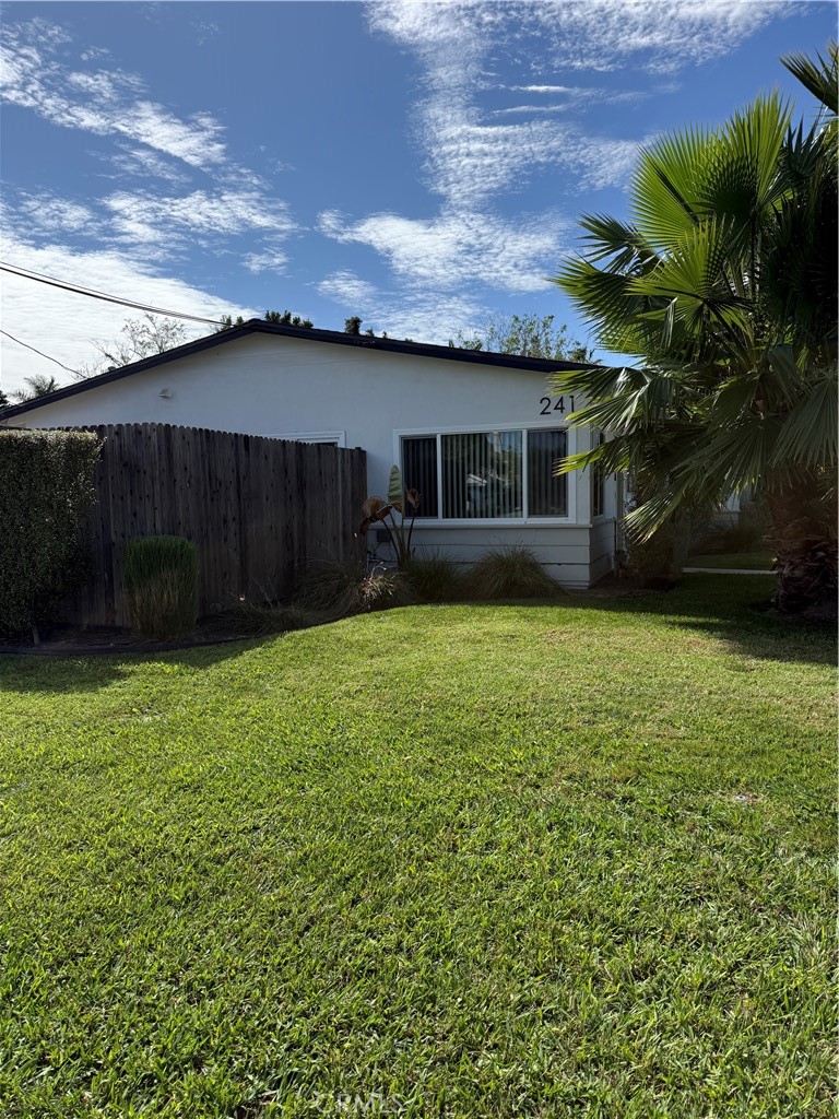 241 Costa Mesa St, Unit A, Costa Mesa CA 92627 - photo 4