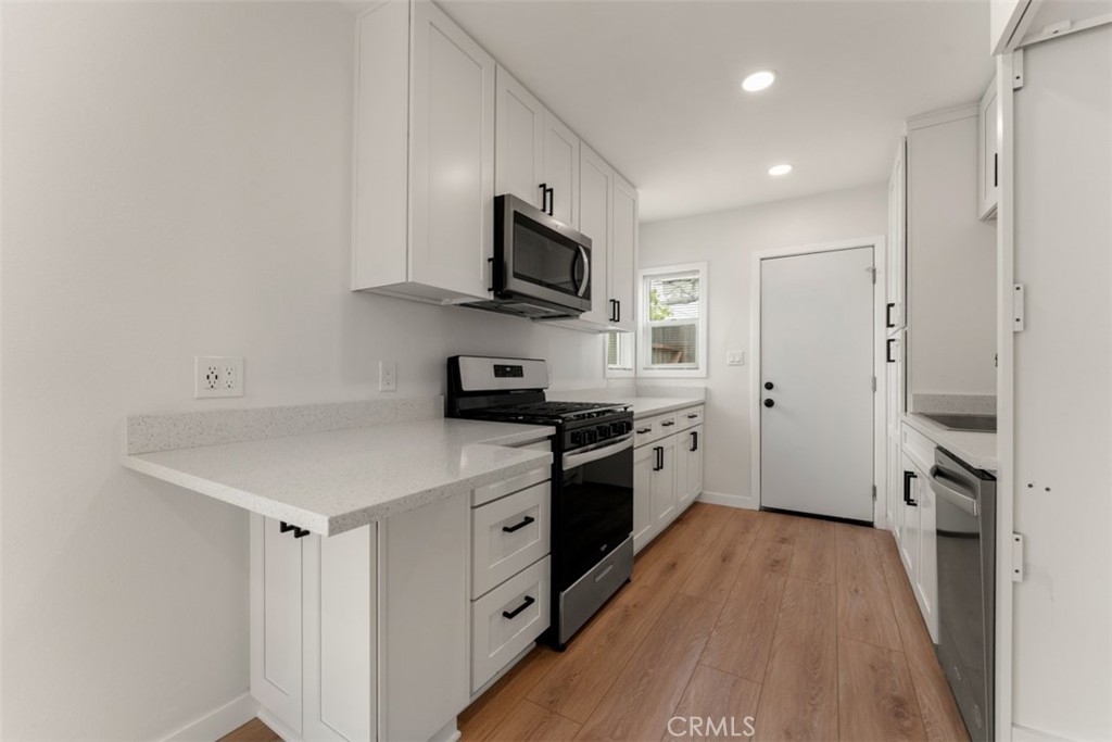 241 Costa Mesa St, Unit A, Costa Mesa CA 92627 - photo 9